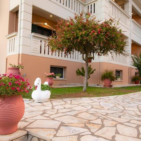 Lady Elena Hotel Ammoudia Dış mekan fotoğraf